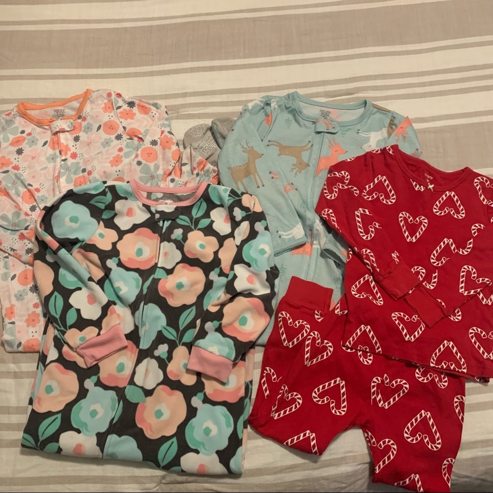 Carter’s 4T Pajama Lot